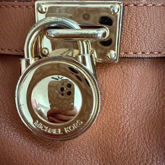 Michael Kors Camel Handbag with Dust Bag - Picture 2 of 12